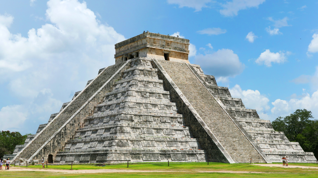 Самая чистая вода майя была также их самым медленным ядом